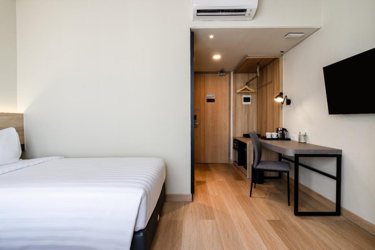 Quest Prime Pemuda - Semarang Hotel Exterior photo